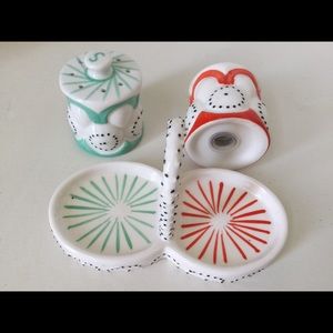 Anthropologie Dining - Anthropologie Home NEW salt & pepper set Anthropologie Dining - Anthropologie Home NEW salt & pepper set